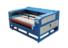 1610自動(dòng)送料毛絨玩具激光切割機
